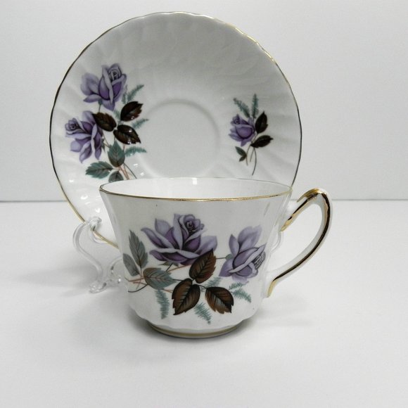 Collectable Vintage Royal Kendall Teacup & Saucer Lavender Rose Buds Design - Picture 1 of 9
